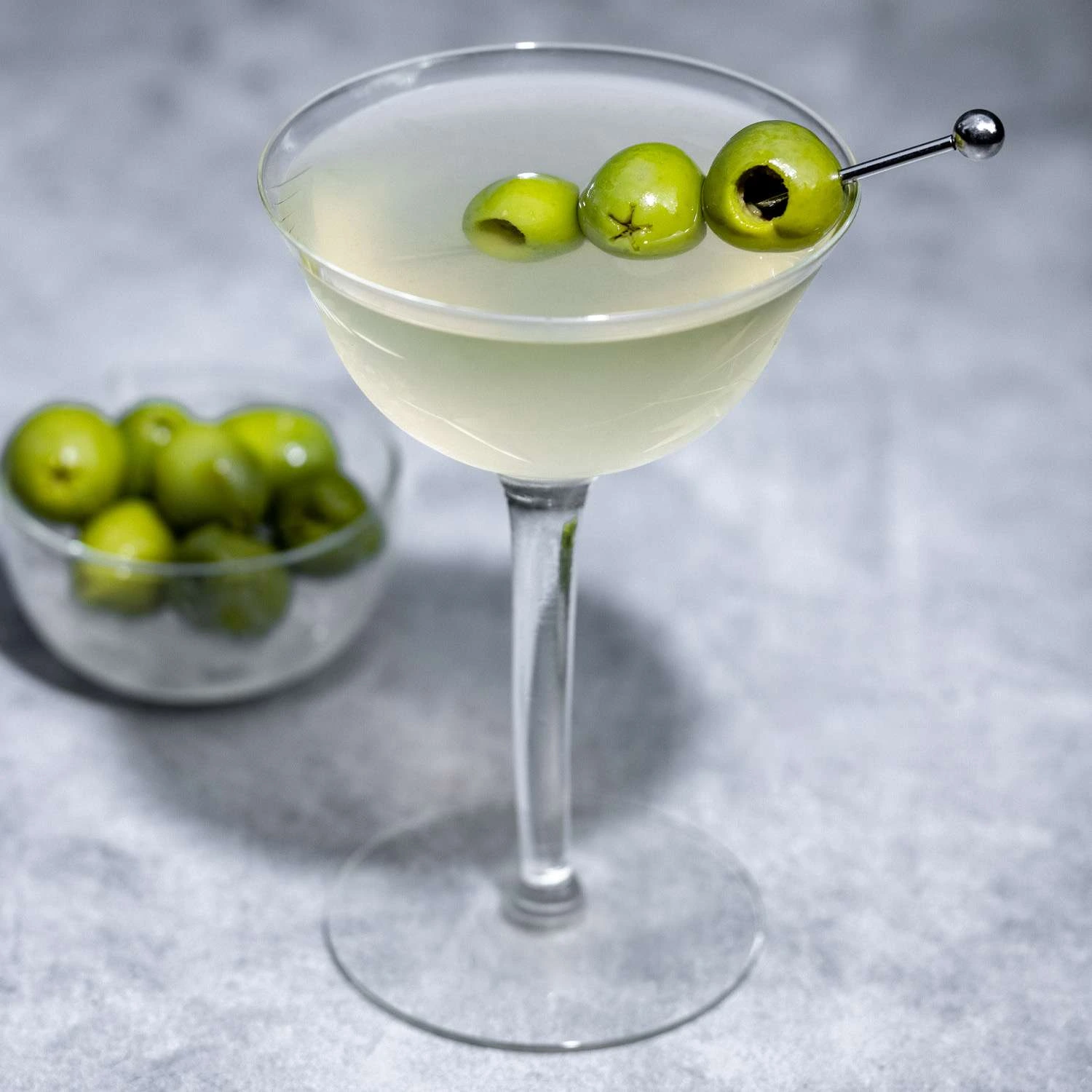 dirty-martini-1500x1500-hero-6cbd60561031409ea1dbf1657d05cb2d