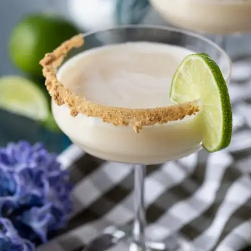 key-lime-pie-martini-500x500